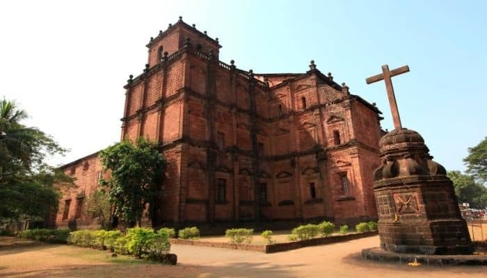 Bom Jesus Basilica Sightseeing in Goa