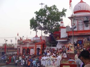 Travelogue India - Haridwar Ghat Saints and People