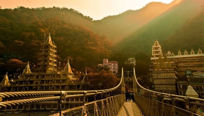 Laxman Jhula Rishikesh Visit Places