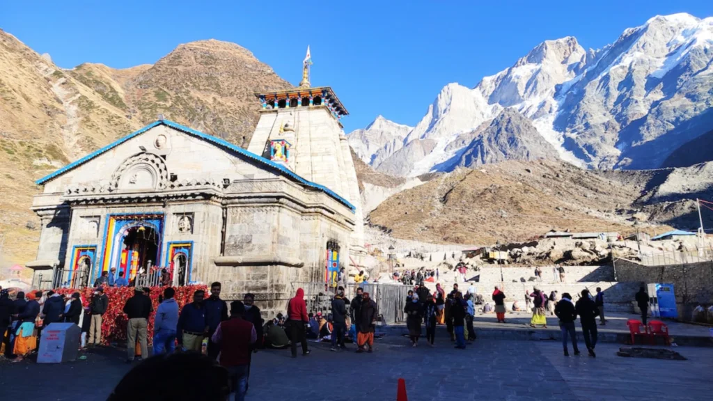 kedarnath best places for short trips in india