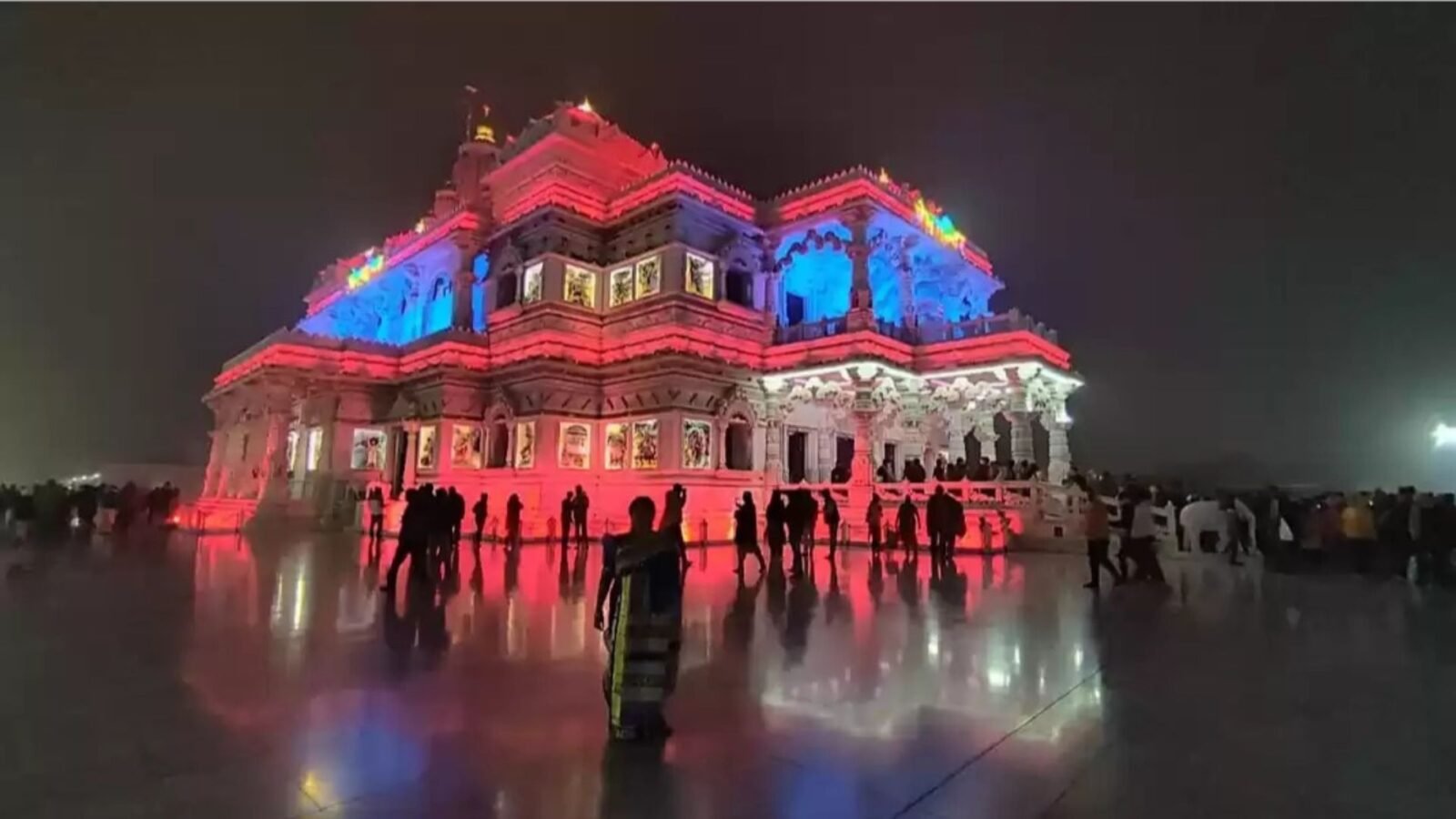 Prem Mandir Vrindavan Travelogue by Sandhyaa