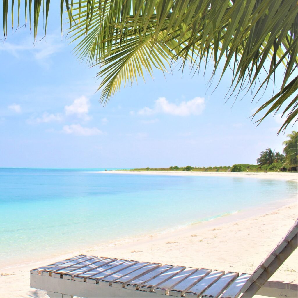 Lakshadweep Tour Package 3 Nights 4 Days_Agatti Island Thinnakara Island