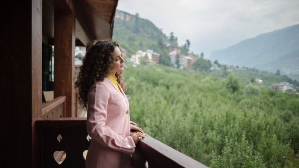 Kangana Ranaut Travelling Photos